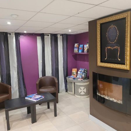 Hotel Le Cosy Blois Villebarou Exterior photo
