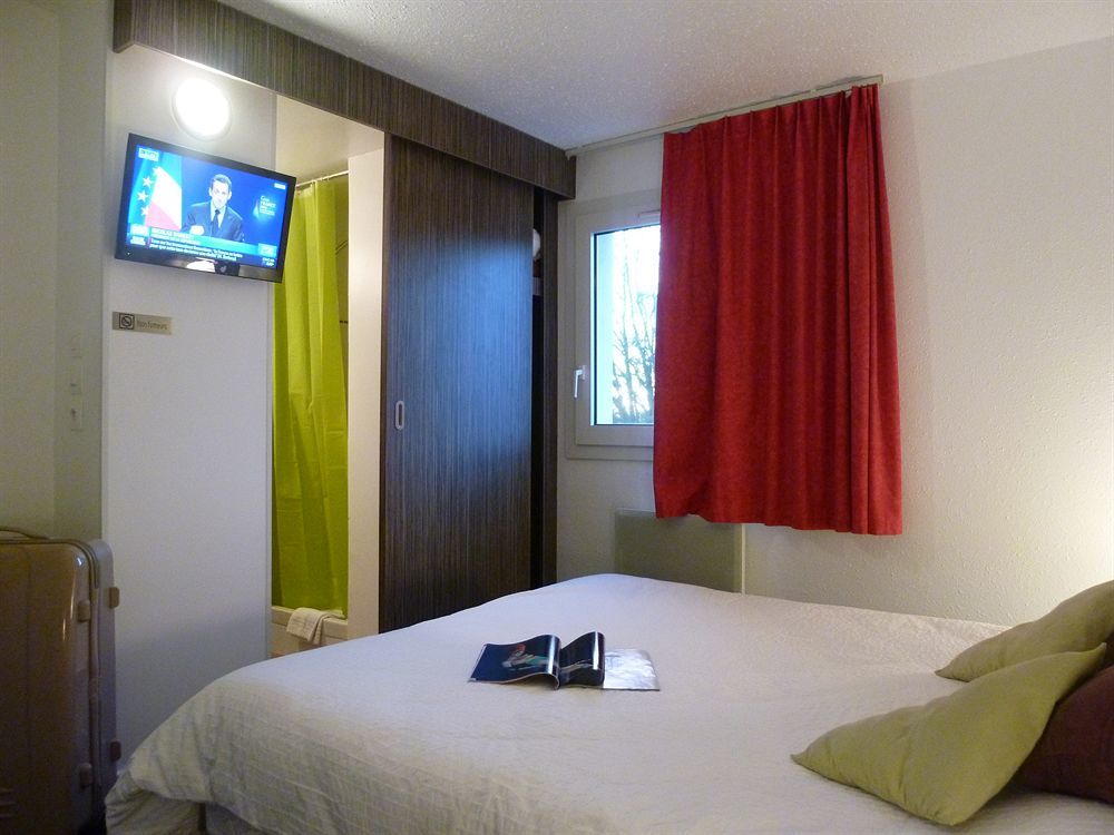 Hotel Le Cosy Blois Villebarou Exterior photo