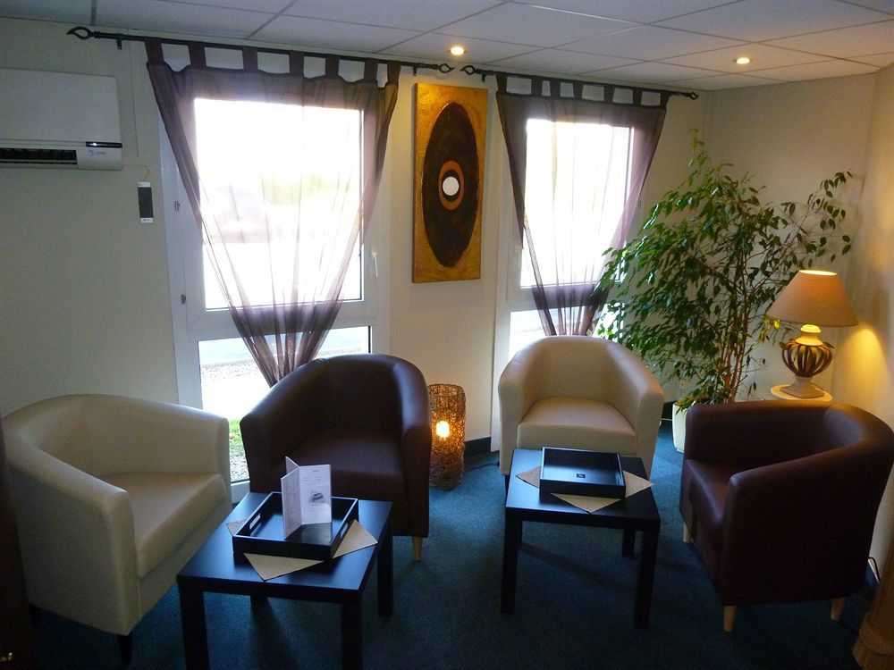 Hotel Le Cosy Blois Villebarou Exterior photo